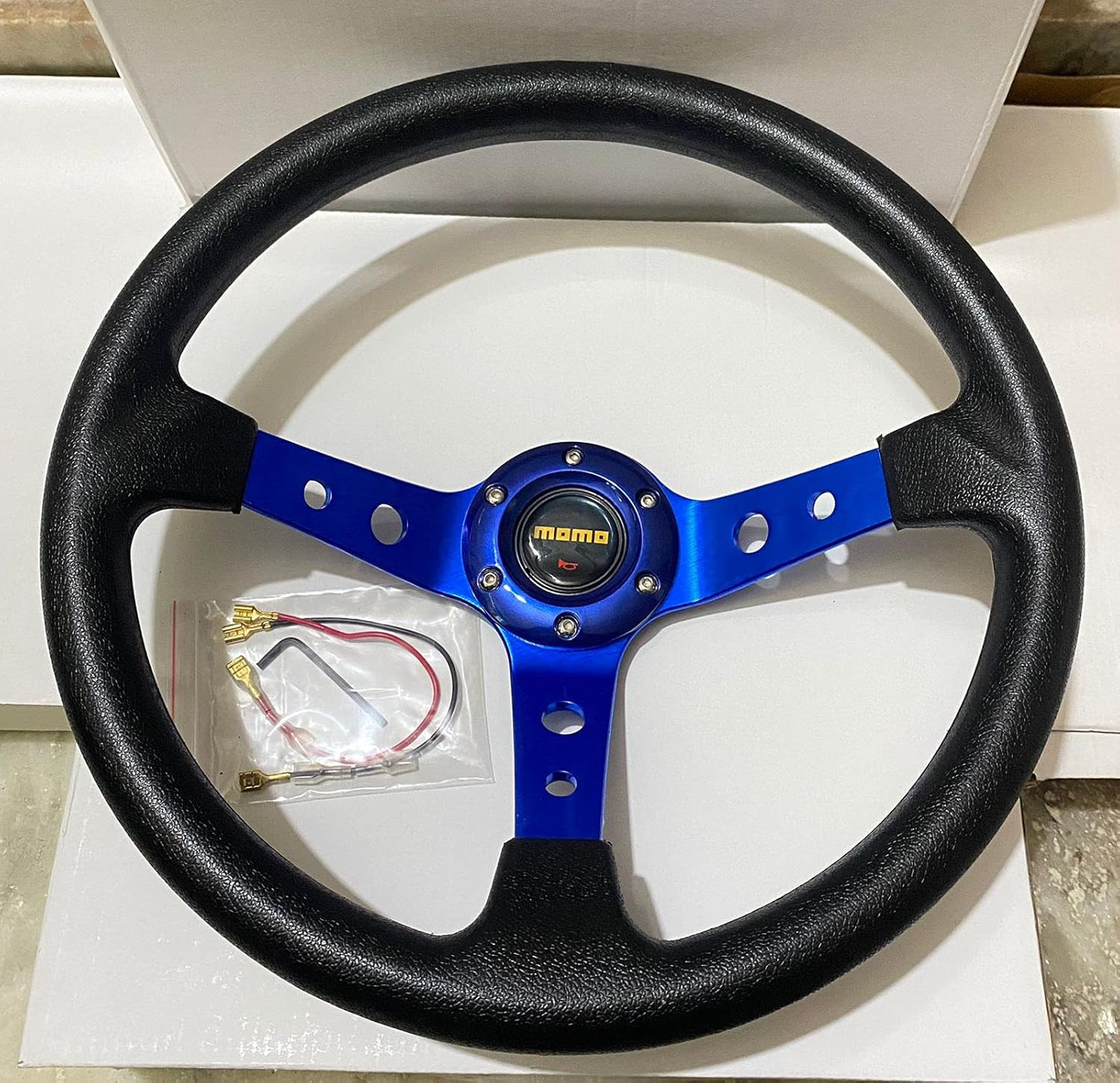 MOMO BLUE14INCH DEEP Style Universal Steering Wheel for Sports Car Look Rally Race Off Road