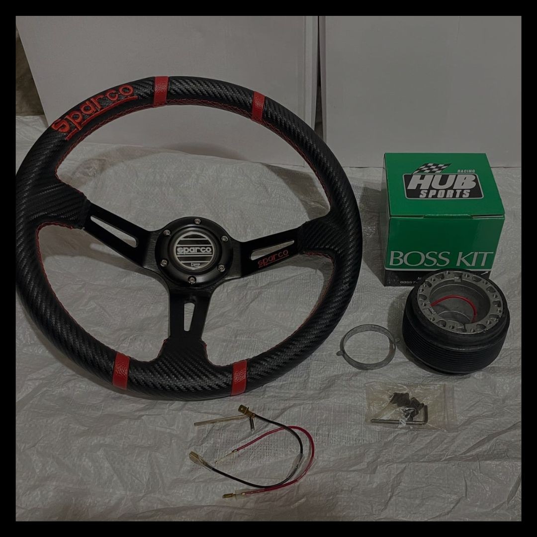 STEERING WHEEL & BOSS KIT HUB