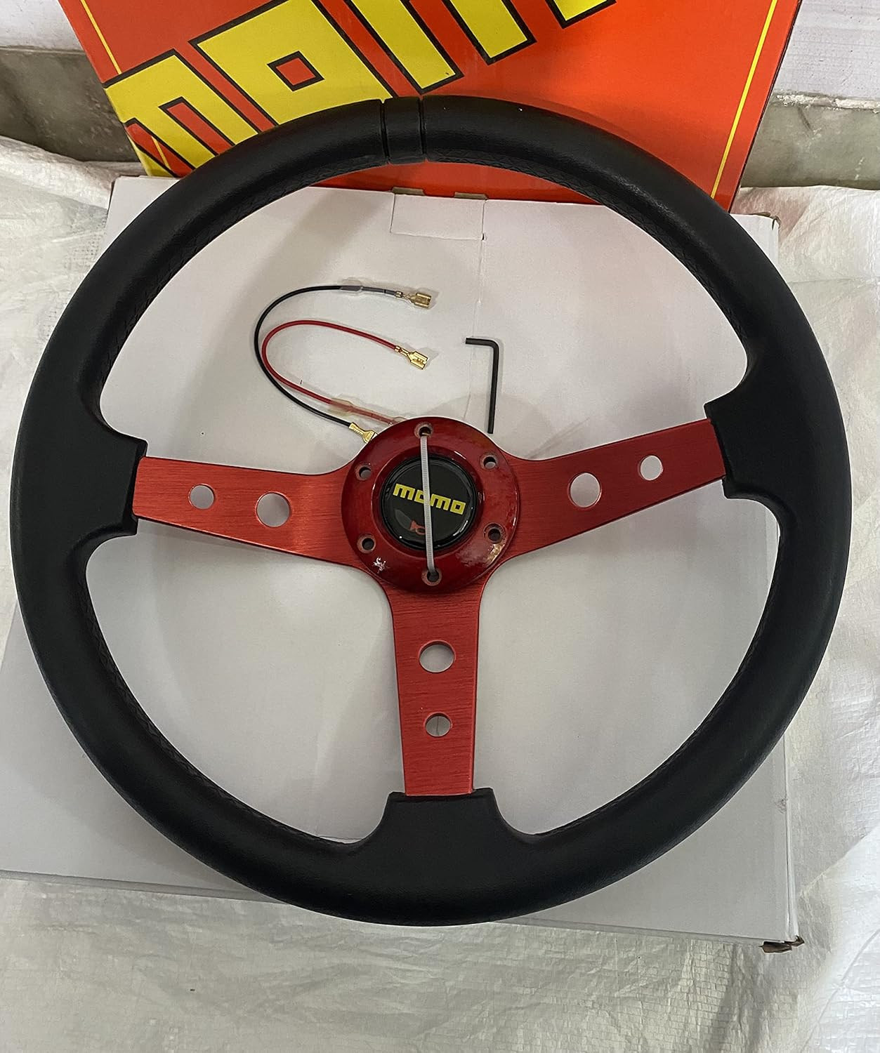 MOMO 14INCH DEEP Style Universal Steering Wheel for Sports Car Look Rally Race Off Road